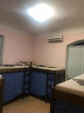ArArAt-HOLOSIIVSKYI Hostel KYIV